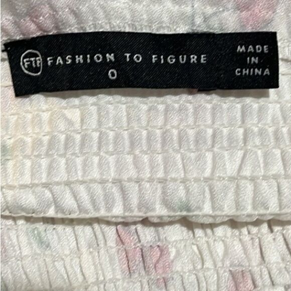 FTF Off the Shoulder Cherry🍒 Print Top - Picture 9 of 10